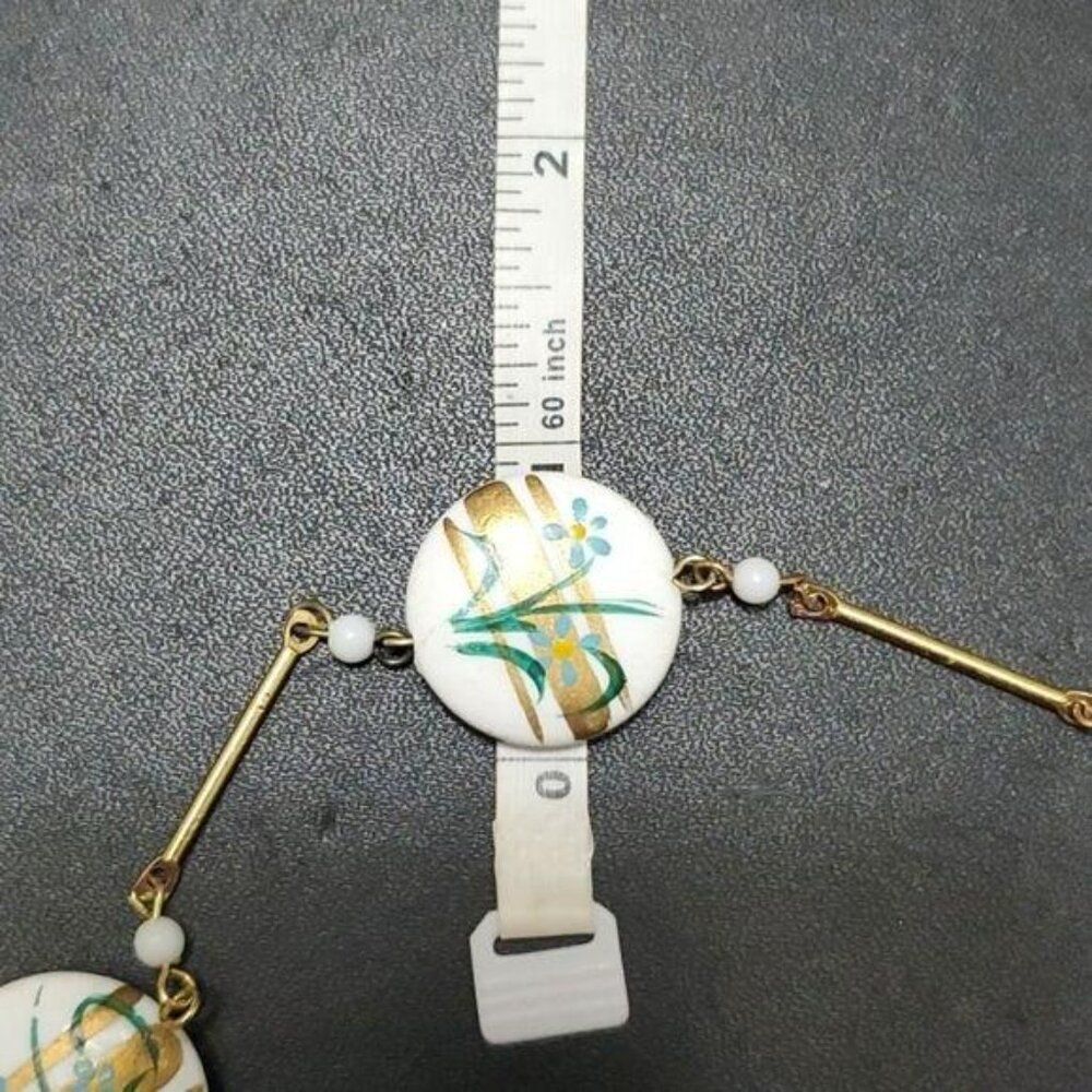 Vintage gold tone flower necklace 18" - Picture 6 of 10